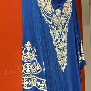 Womens long top or cover-up. 2xl
